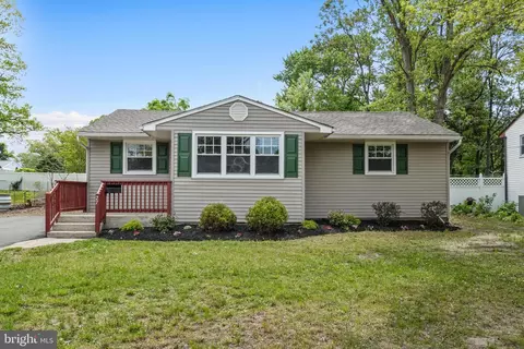 27 Richards Ave, Pine Hill, NJ 08021