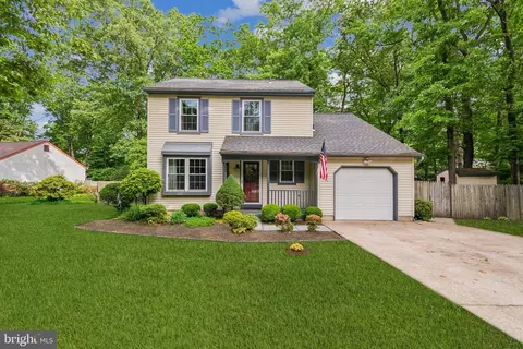 9 Webster Ct, Sicklerville, NJ 08081