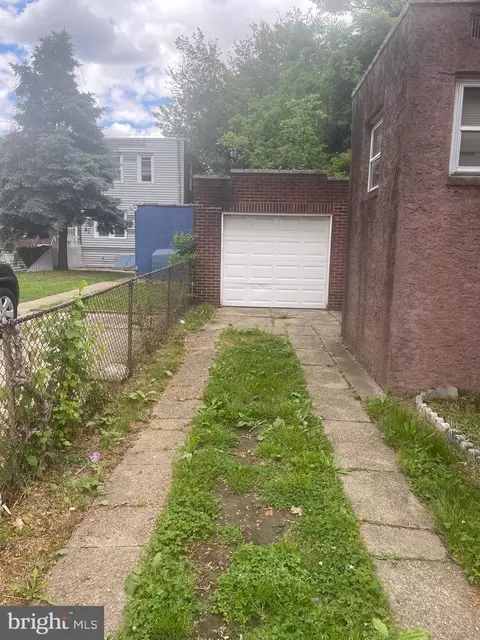 1291 Browning St, Camden, NJ 08104