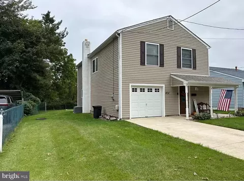 404 Memorial Ave, Gloucester City, NJ 08030