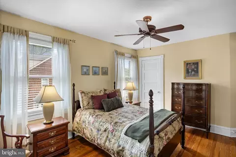 Bedroom - 237 Mountwell Ave, Haddonfield, NJ 08033 photo 2 of 8