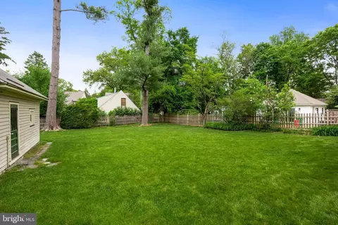 Exterior - 237 Mountwell Ave, Haddonfield, NJ 08033 photo 13 of 16