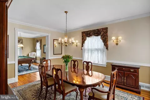 Dining - 237 Mountwell Ave, Haddonfield, NJ 08033 photo 2 of 3