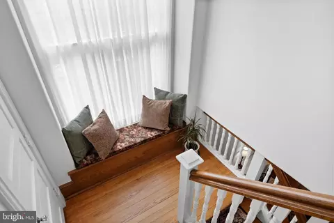 Entry Way - 237 Mountwell Ave, Haddonfield, NJ 08033 photo 6 of 8
