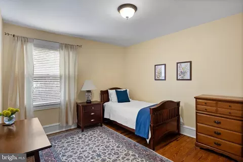 Bedroom - 237 Mountwell Ave, Haddonfield, NJ 08033 photo 4 of 8