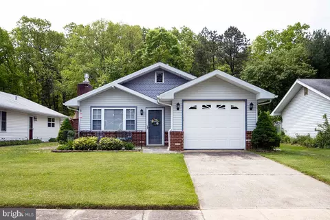 235 Elmtowne Blvd, Hammonton, NJ 08037