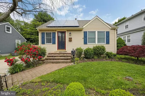 1323 Sylvan Dr, Haddon Heights, NJ 08035