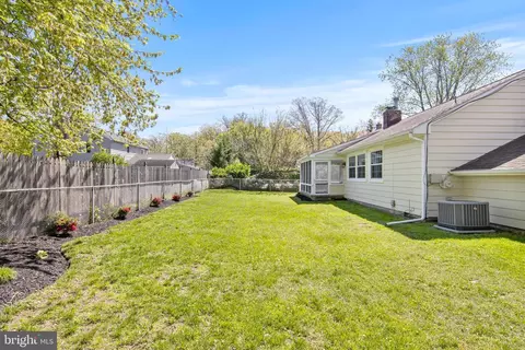 110 Split Rail Dr, Cherry Hill, NJ 08034 photo 6