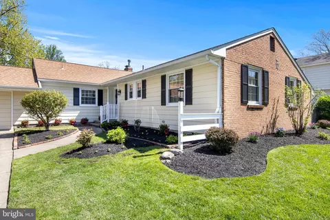 110 Split Rail Dr, Cherry Hill, NJ 08034