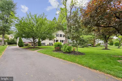 Exterior - 237 Oak Ave, Haddonfield, NJ 08033 photo 3 of 6