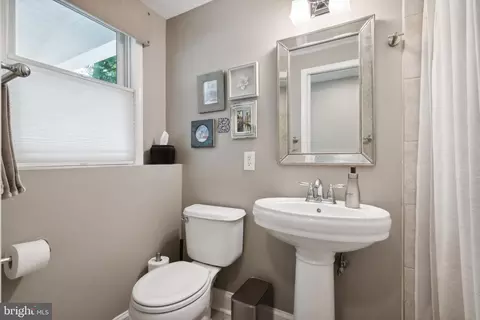 Bath - 237 Oak Ave, Haddonfield, NJ 08033 photo 2 of 2