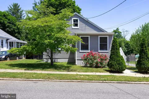 372 Front St, Atco, NJ 08004