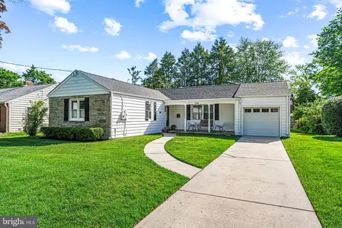 326 Ardmore Ave, Haddonfield, NJ 08033