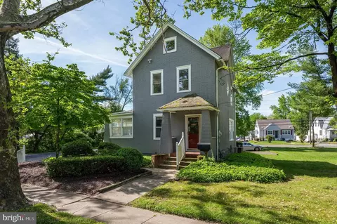 36 Chews Landing Rd, Clementon, NJ 08021