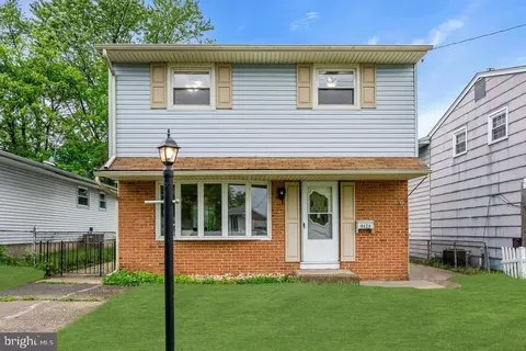 8421 Stow Rd, Pennsauken, NJ 08110