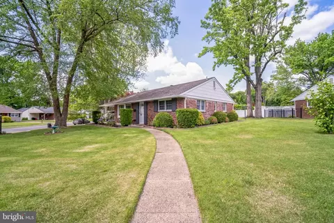 247 Buckner Ave, Haddonfield, NJ 08033
