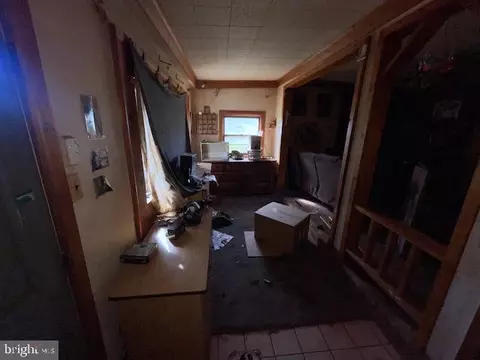 Entry Way - 29 E 8th Ave, Pine Hill, NJ 08021 photo 1 of 8