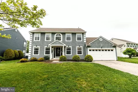 34 Mulberry St, Sicklerville, NJ 08081