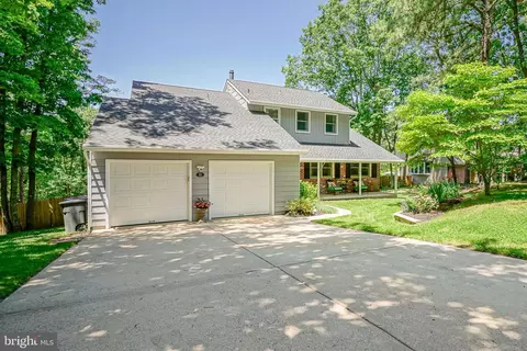 61 Chippenham Dr, Voorhees, NJ 08043