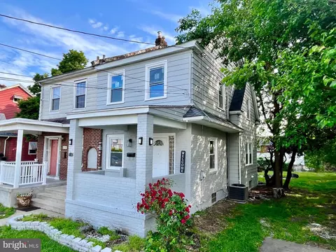 3756 King Ave, Pennsauken, NJ 08110