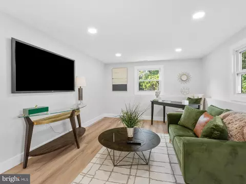 25 E Oak Ave, Lawnside, NJ 08045 photo 17
