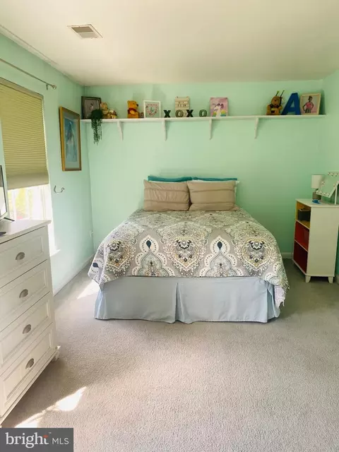 Bedroom - 96 Millstream Rd, Pine Hill, NJ 08021 photo 2 of 6