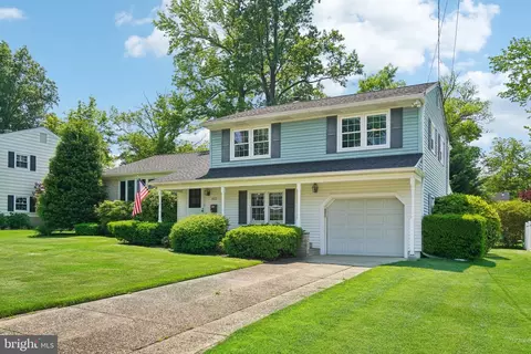 852 Wayside Ln, Haddonfield, NJ 08033
