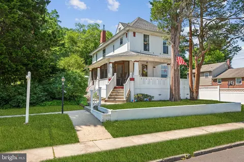 709 Cooper St, Haddon Township, NJ 08108