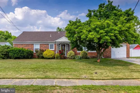 5645 Wisteria Ave, Pennsauken, NJ 08109