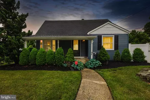 166 Ardmore Ave, Runnemede, NJ 08078
