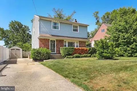 712 Church Rd, Cherry Hill, NJ 08002