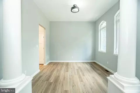 Entry Way - 655 Erial Rd, Sicklerville, NJ 08081 photo 3 of 21