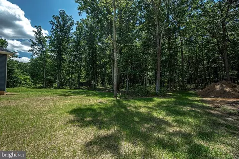 Exterior - 655 Erial Rd, Sicklerville, NJ 08081 photo 3 of 10