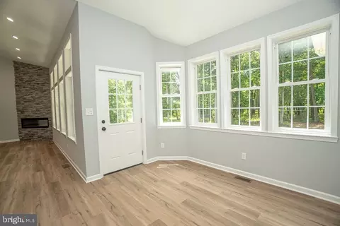 Entry Way - 655 Erial Rd, Sicklerville, NJ 08081 photo 1 of 21