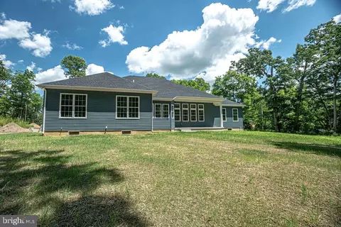 Exterior - 655 Erial Rd, Sicklerville, NJ 08081 photo 5 of 10