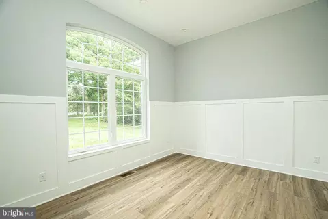 Entry Way - 655 Erial Rd, Sicklerville, NJ 08081 photo 5 of 21