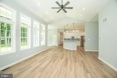 Living - 655 Erial Rd, Sicklerville, NJ 08081 photo 2 of 2