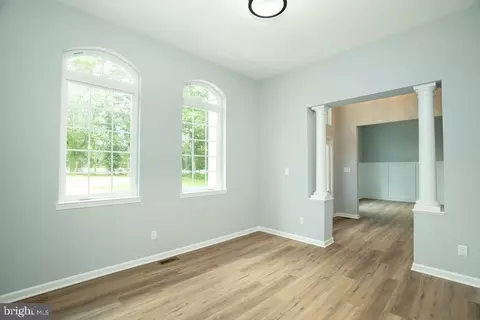 Entry Way - 655 Erial Rd, Sicklerville, NJ 08081 photo 2 of 21