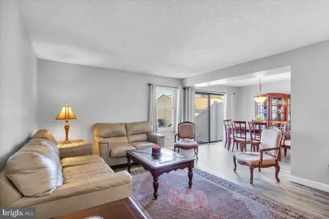 829 Society Hill Blvd, Cherry Hill, NJ 08003