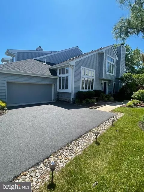 1904 Champlain Dr, Voorhees, NJ 08043