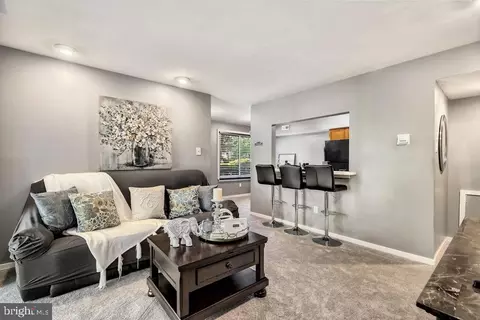 413 Gregorys Way, Voorhees, NJ 08043