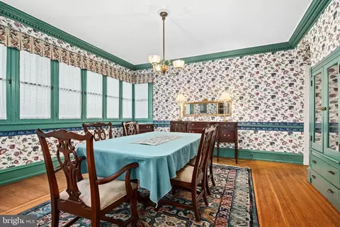 Dining - 129 Walnut St, Haddonfield, NJ 08033 photo 3 of 5