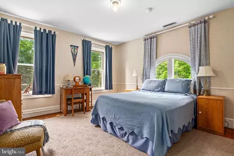 Bedroom - 129 Walnut St, Haddonfield, NJ 08033 photo 4 of 7