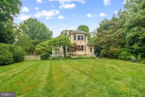 Exterior - 129 Walnut St, Haddonfield, NJ 08033 photo 1 of 13