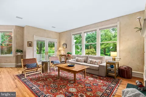 Living - 129 Walnut St, Haddonfield, NJ 08033 photo 3 of 6