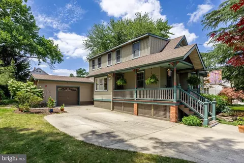 18 Oakview Ave, Cherry Hill, NJ 08002