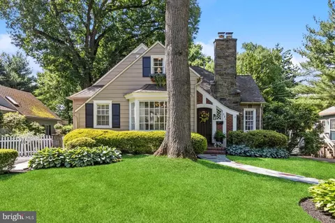 321 Woodland Ave, Haddonfield, NJ 08033