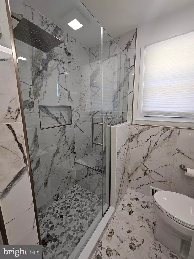 Bath - 142 Ashbrook Rd, Cherry Hill, NJ 08034 photo 6 of 6