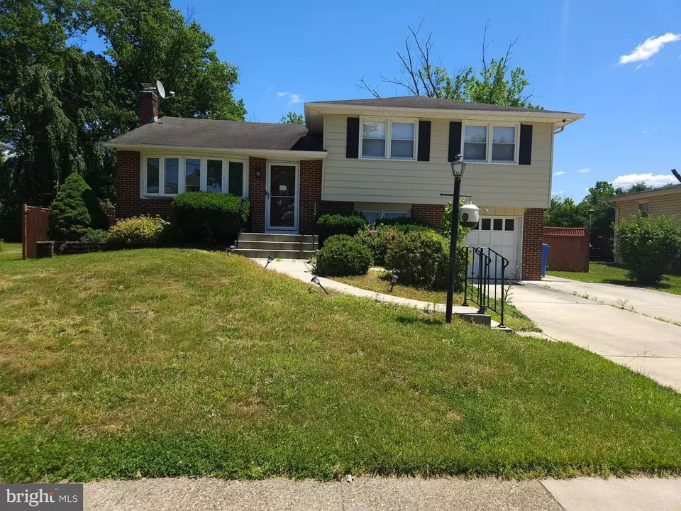 Exterior - 142 Ashbrook Rd, Cherry Hill, NJ 08034 photo 1 of 10