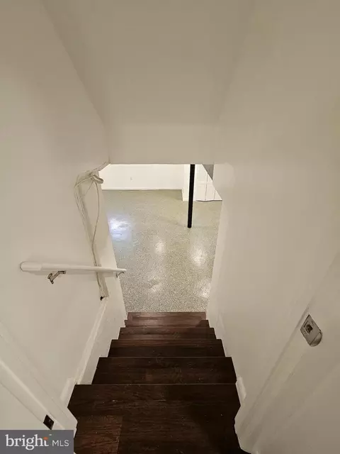 Entry Way - 142 Ashbrook Rd, Cherry Hill, NJ 08034 photo 1 of 3